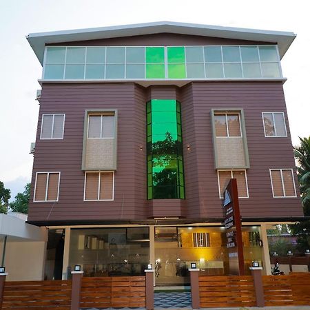 Delano Residency Hotel Kaliyal Exterior foto